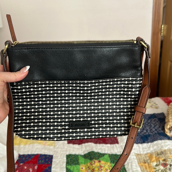 Fossil crossbody bag - Picture 1 of 4